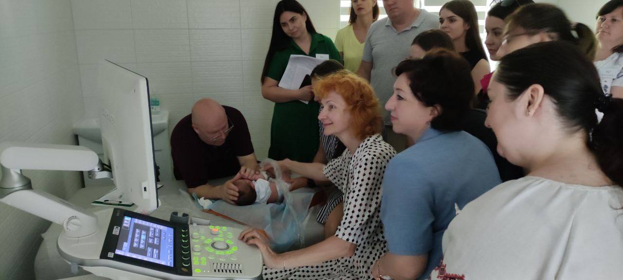 UZD-v-neonatolohii-ta-pediatrii-v misti-Kamianets-Podilskyi-inmed-ukraina-5.jpg